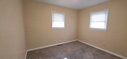 826-830 S Link Ave in Springfield, MO - Building Photo - Building Photo