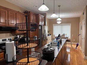 392 Frontier St in Star City, WV - Building Photo - Building Photo