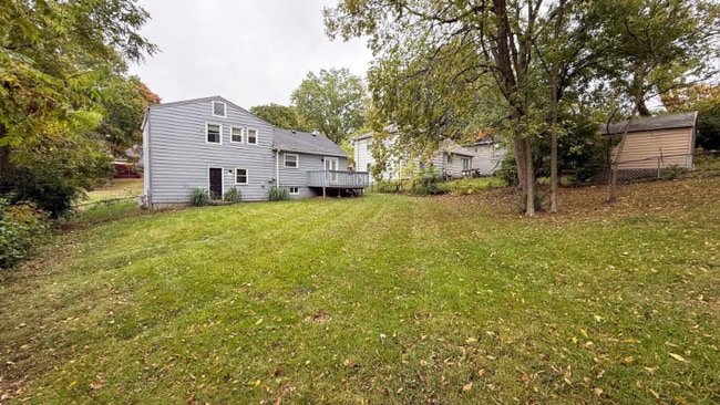 5002 Woodson Rd in Mission, KS - Building Photo - Building Photo