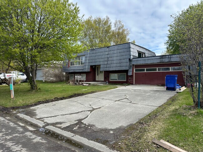 property at 3621 Amber Bay Loop