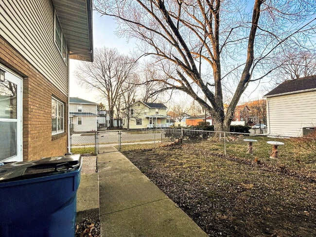 666 Illinois Ave in Ottawa, IL - Building Photo - Building Photo