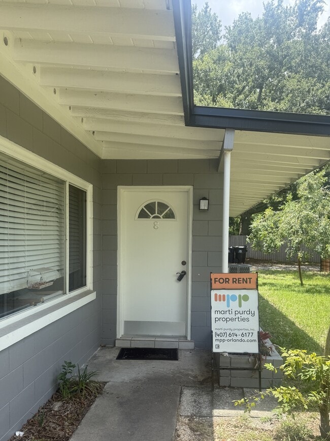 property at 8 E Evans St