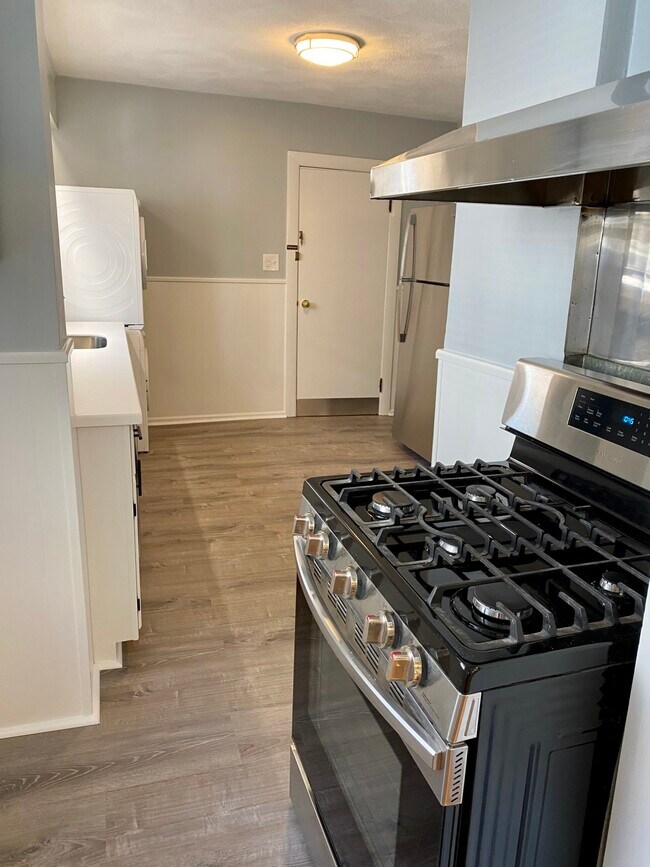 35 Albion St in Somerville, MA - Building Photo - Building Photo