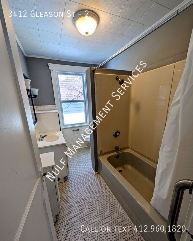 3412 Gleason St in McKeesport, PA - Building Photo - Building Photo