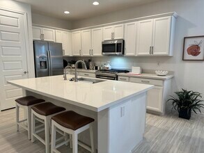 8908 W Oregon Ave in Glendale, AZ - Building Photo - Building Photo