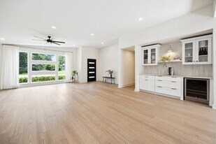 10159 Brinwood Dr in Houston, TX - Building Photo