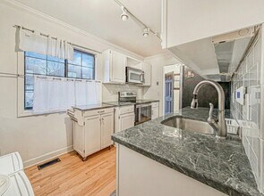 202 Soundview Ave in Stamford, CT - Building Photo - Building Photo