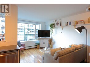 289-289 E 6th Ave in Vancouver, BC - Building Photo - Building Photo