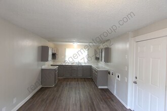 237 Mccormick Ave in Birmingham, AL - Building Photo - Building Photo