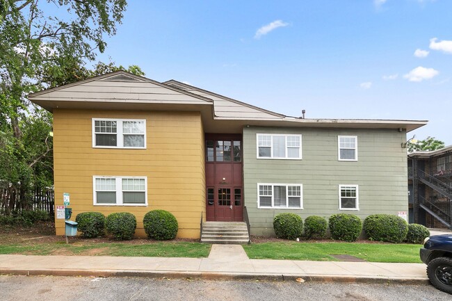 Magnolia Court in Birmingham, AL - Foto de edificio - Interior Photo