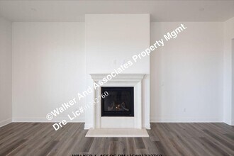 5812 Lady Bells Dr in Santa Maria, CA - Building Photo - Building Photo