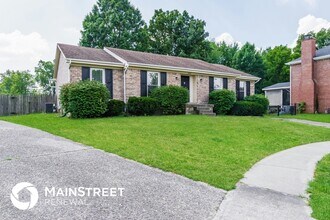 4912 Simpson Dr in Louisville, KY - Building Photo - Building Photo