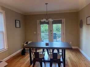 810 Washington St in Dedham, MA - Building Photo - Building Photo