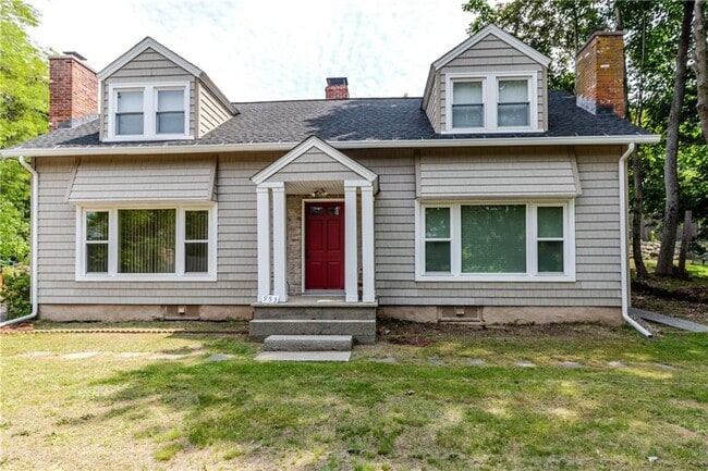 property at 953 Greenville Ave