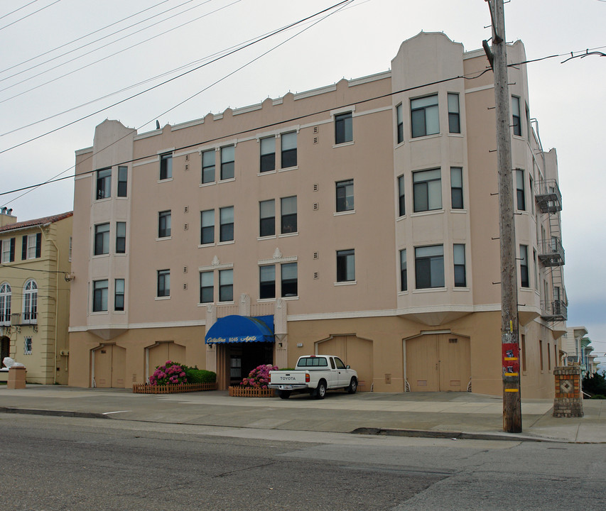 8045 Geary Blvd in San Francisco, CA - Foto de edificio