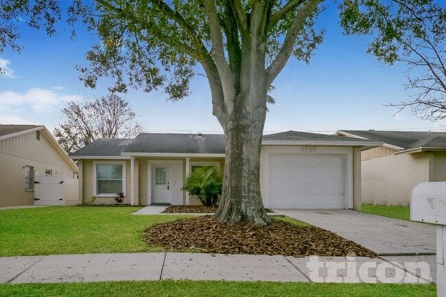 property at 1757 Lakeview Village Dr