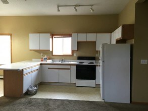 1210 E 2nd St, Unit 1 in Duluth, MN - Building Photo - Building Photo