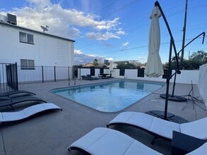 301 W Helen St in Tucson, AZ - Building Photo - Building Photo