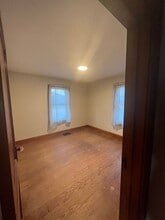 976 Woodlawn Ave in Newark, OH - Building Photo - Building Photo