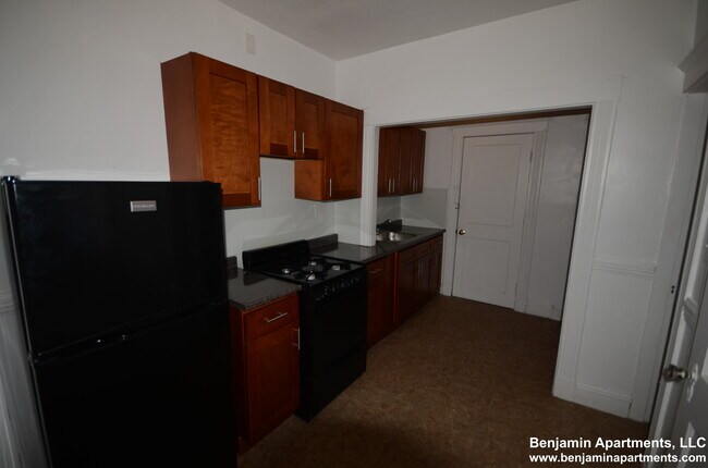 property at 5 Vinal St