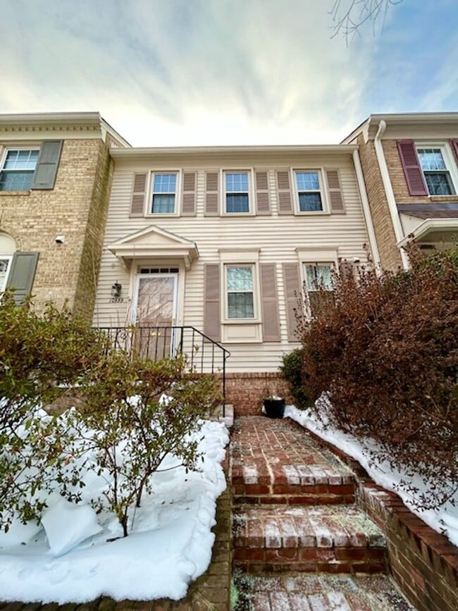 10939 Wickshire Way in North Bethesda, MD - Building Photo - Building Photo