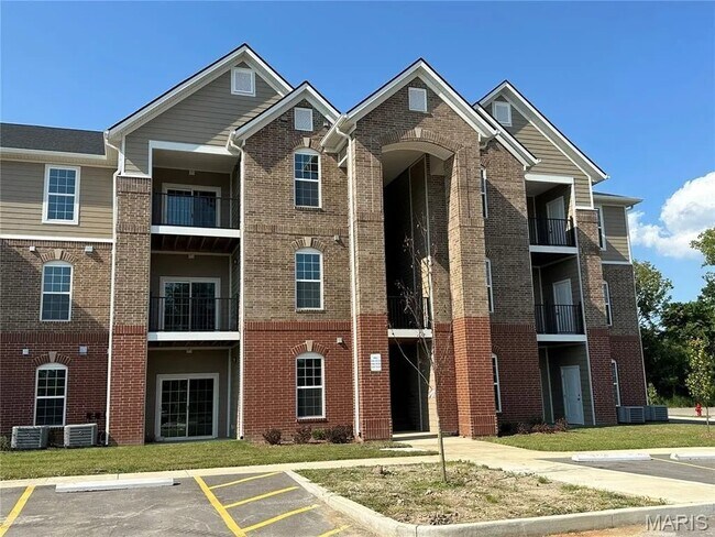 property at 135 Harmony Mdws Ct