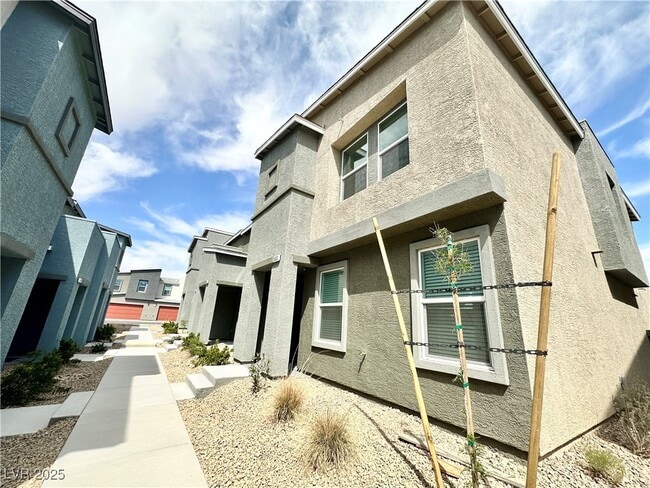 5003 Chapin Mesa Ave