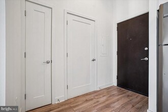 460 New York Ave NW in Washington, DC - Building Photo - Building Photo