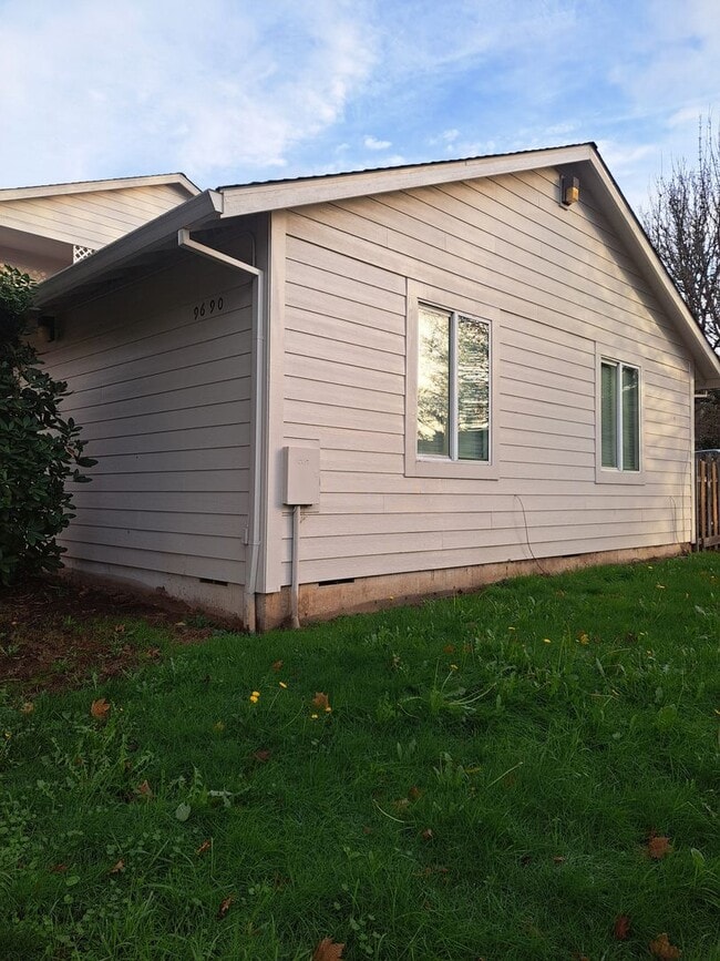 property at 9690 SW Prairie Terrace