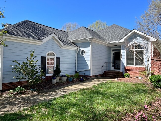 property at 104 S Fields Cir
