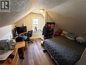 155 Lake St in St Catharines, ON - Building Photo - Building Photo