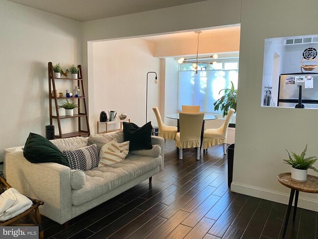 property at 1727 Massachusetts Ave NW