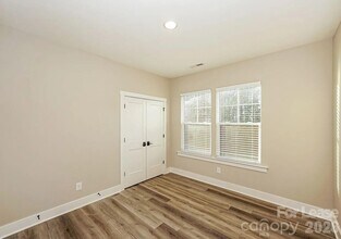 108 Glencoe Ln in Mooresville, NC - Building Photo - Building Photo