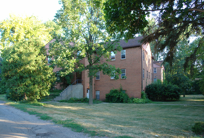 122 Durand St in East Lansing, MI - Building Photo - Building Photo