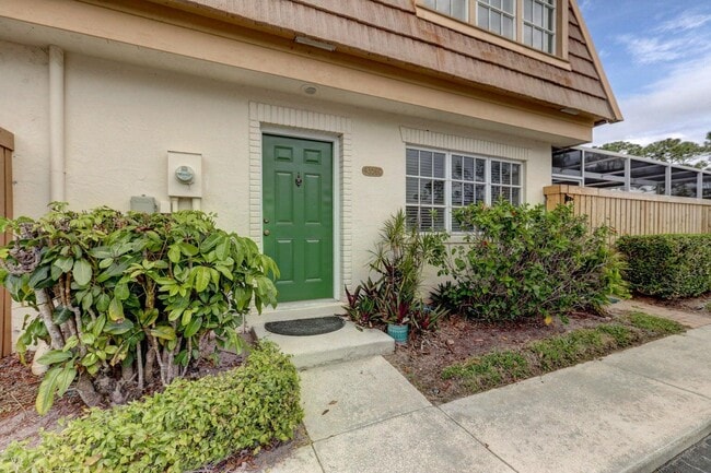 4356 Hazel Ave in Palm Beach Gardens, FL - Building Photo - Building Photo