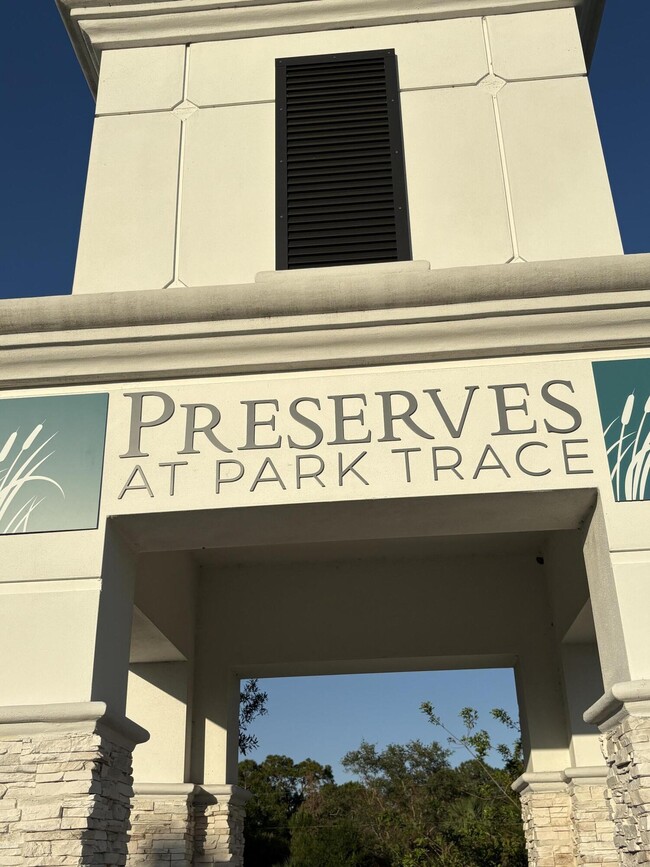 7141 SE Park Dr in Port Salerno, FL - Building Photo - Building Photo