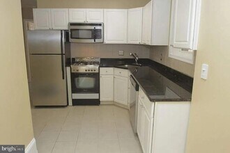 1504 Mt Vernon St in Philadelphia, PA - Building Photo - Building Photo