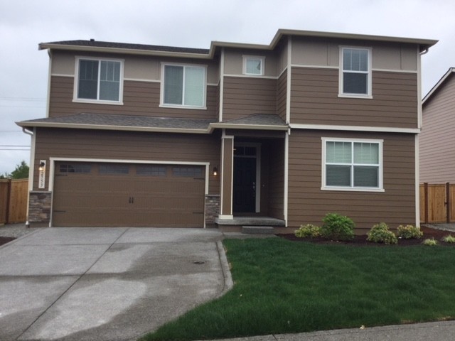 2753 Justice Pl in Enumclaw, WA - Foto de edificio