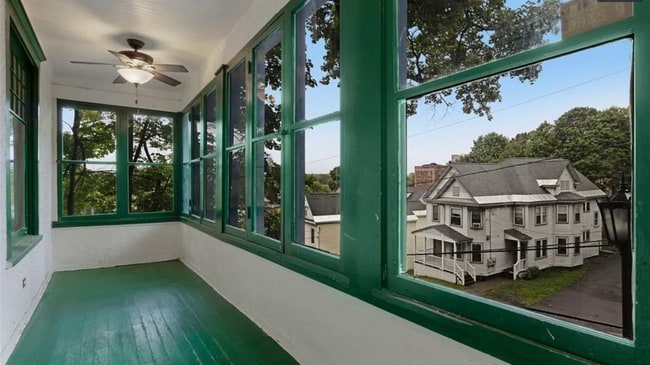 property at 412 S Beech St