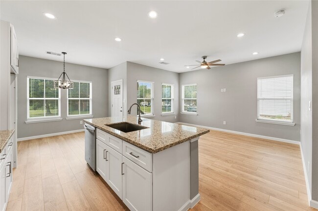 property at 5125 Jezebel St