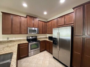 7347 Azalea Cove Cir in Azalea Park, FL - Building Photo - Building Photo