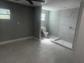 2329 Fairway Dr in West Palm Beach, FL - Building Photo - Building Photo