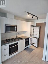 195 McCaul St in Toronto, ON - Building Photo - Building Photo