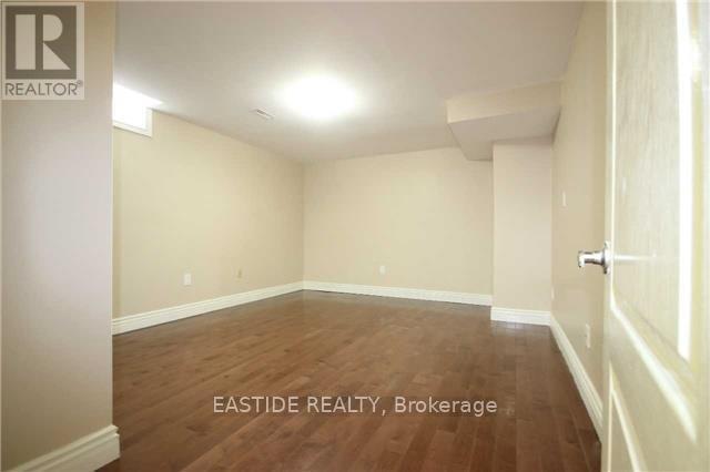 27 Glenbury Dr in Vaughan, ON - Building Photo - Building Photo