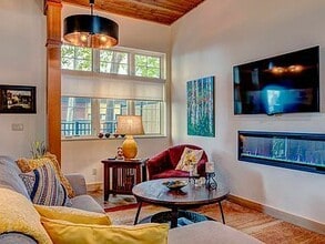 1300 Burton St in Sheridan, WY - Building Photo - Building Photo