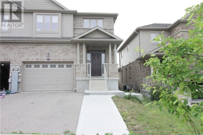 property at 473 Avens St