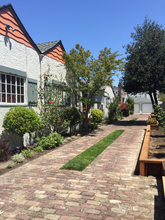 2051 Santa Clara Ave in Alameda, CA - Building Photo - Building Photo