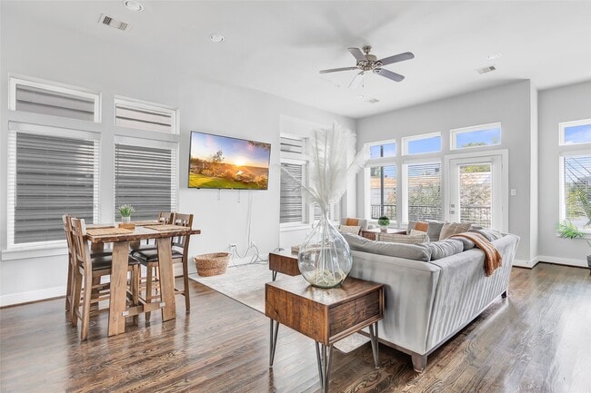 property at 1310 Roberts St