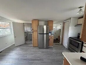 181 Tilton St, Unit 211-B in Toms River, NJ - Building Photo - Building Photo