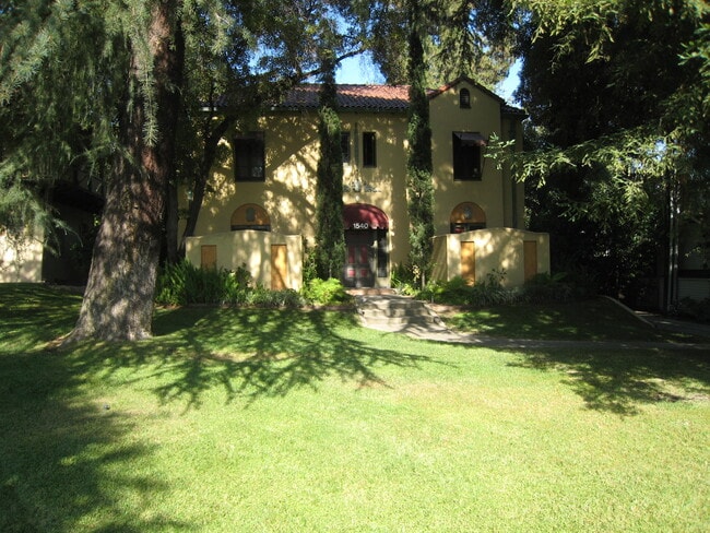 1540 N Lake Ave, Unit 1540 in Pasadena, CA - Foto de edificio - Building Photo